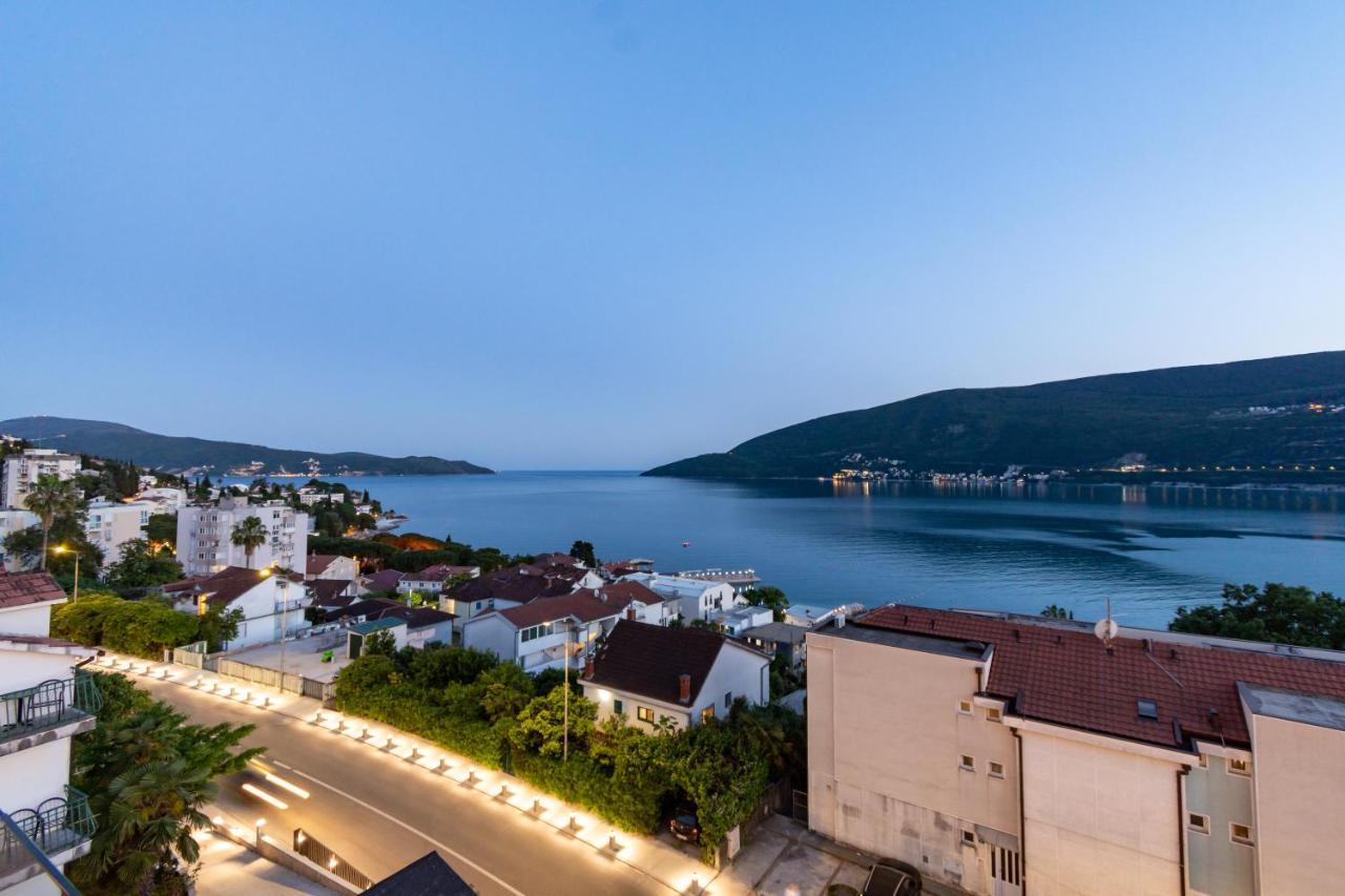 Garni Hotel Kruso Herceg Novi Exterior foto