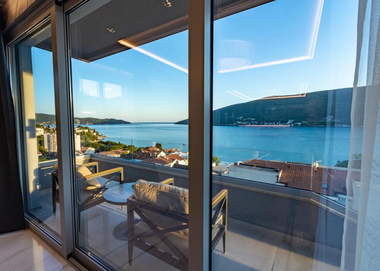 Garni Hotel Kruso Herceg Novi Exterior foto